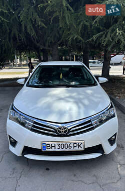 Седан Toyota Corolla 2014 в Одессе