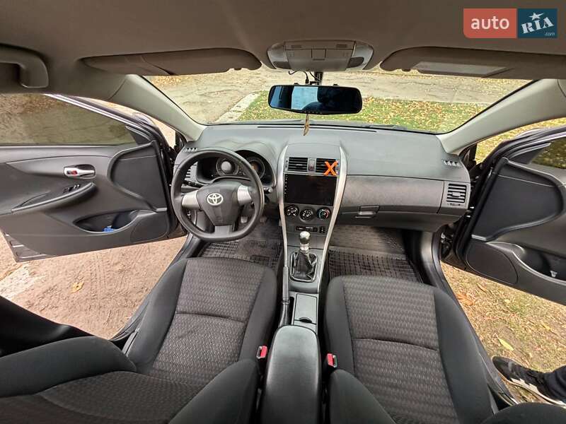 Седан Toyota Corolla 2010 в Днепре фото 14 Седан Toyota Corolla 2010 в Днепре