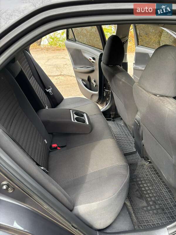 Седан Toyota Corolla 2010 в Днепре фото 18 Седан Toyota Corolla 2010 в Днепре