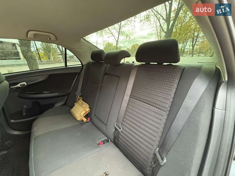 Седан Toyota Corolla 2010 в Днепре фото 38 Седан Toyota Corolla 2010 в Днепре