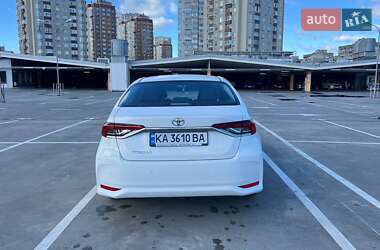 Седан Toyota Corolla 2020 в 