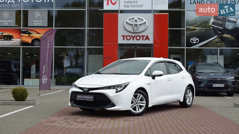 Хэтчбек Toyota Corolla 2019 в 
