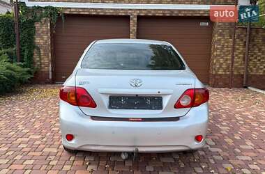 Седан Toyota Corolla 2009 в 