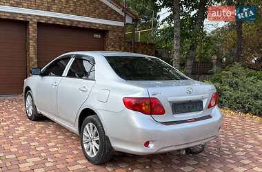 Седан Toyota Corolla 2009 в 