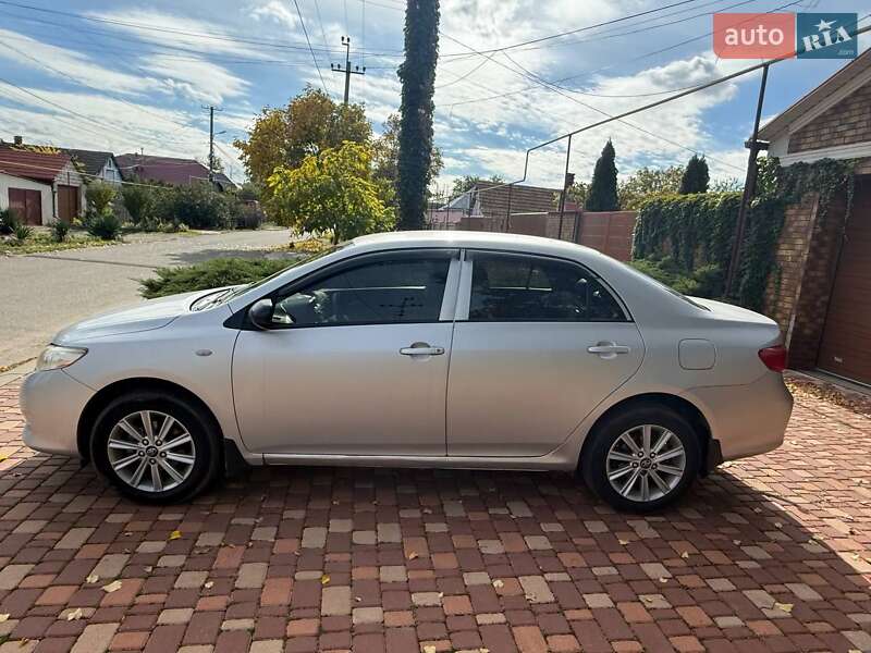 Седан Toyota Corolla 2009 в Одессе
