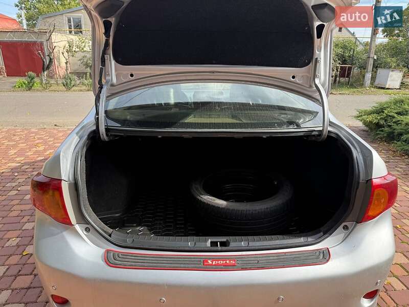 Седан Toyota Corolla 2009 в Одессе