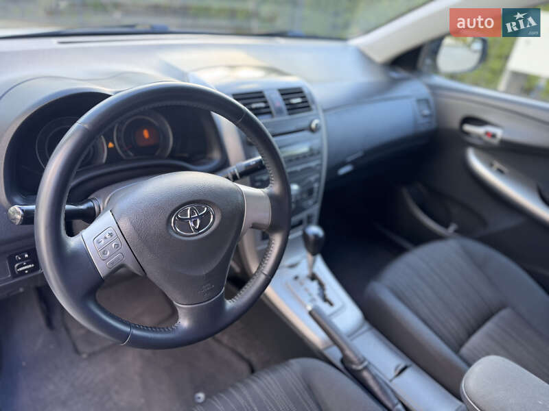 Седан Toyota Corolla 2008 в Одессе