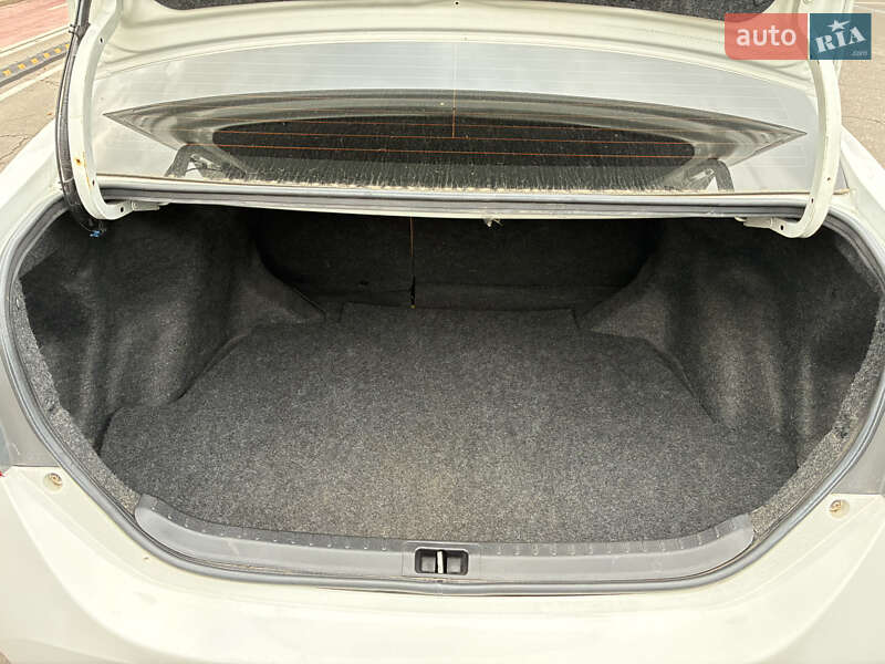 Седан Toyota Corolla 2016 в Миколаєві фото 14 Седан Toyota Corolla 2016 в Миколаєві