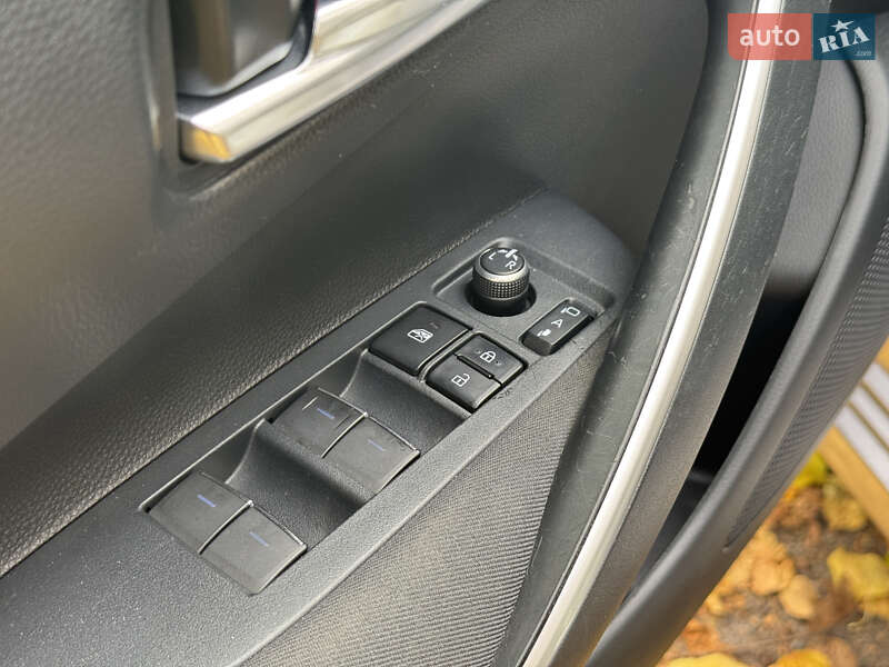 Седан Toyota Corolla 2020 в Києві фото 14 Седан Toyota Corolla 2020 в Києві