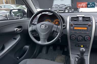Седан Toyota Corolla 2008 в 