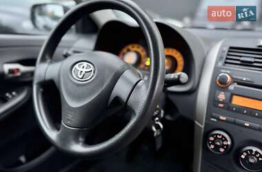 Седан Toyota Corolla 2008 в 