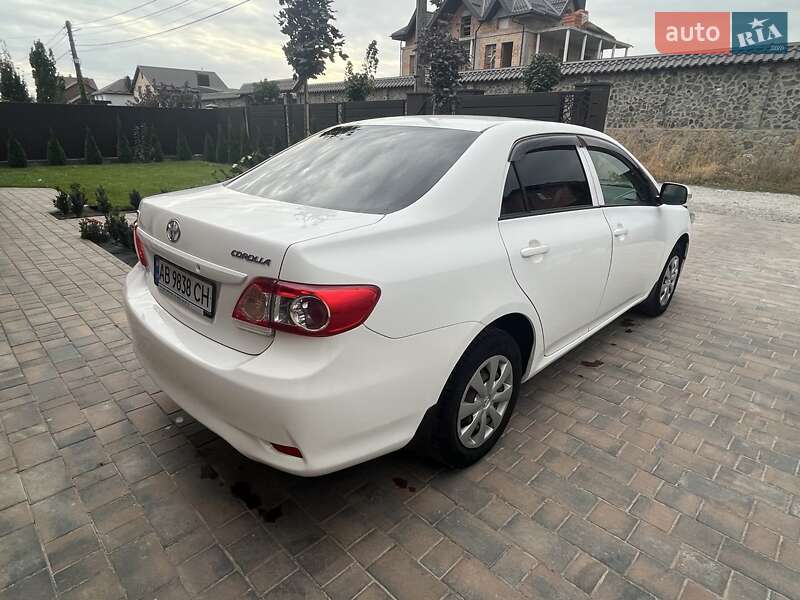 Седан Toyota Corolla 2010 в Вінниці