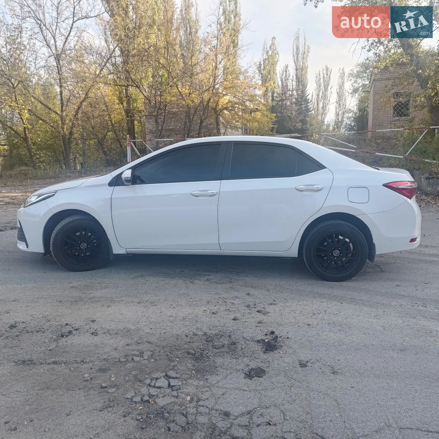 2016 Toyota Corolla - мініатюра 18