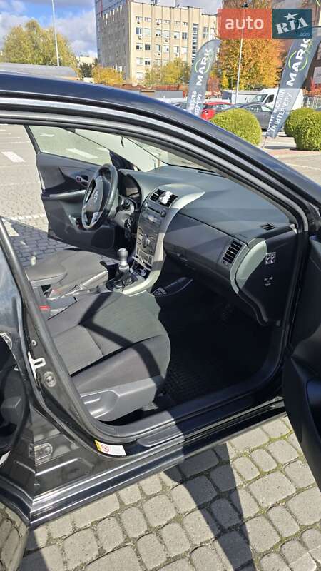 Седан Toyota Corolla 2008 в Львові фото 18 Седан Toyota Corolla 2008 в Львові