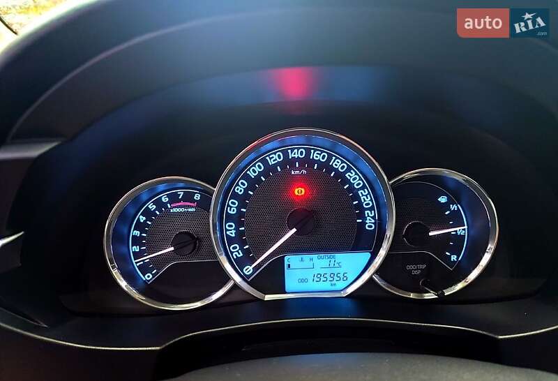 Седан Toyota Corolla 2015 в Кролевце фото 5 Седан Toyota Corolla 2015 в Кролевце