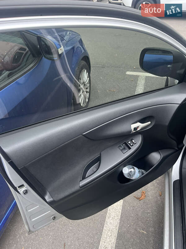 Седан Toyota Corolla 2007 в Киеве фото 7 Седан Toyota Corolla 2007 в Киеве