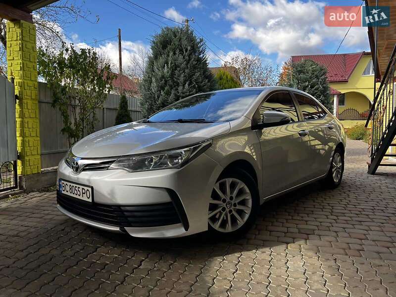 Седан Toyota Corolla 2018 в Бориславе