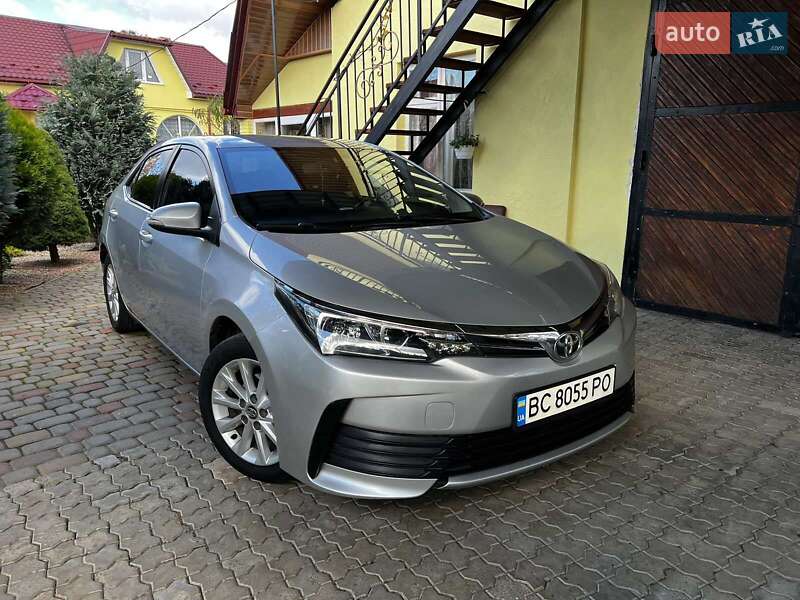 Седан Toyota Corolla 2018 в Бориславе