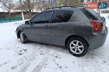 Хэтчбек Toyota Corolla 2003 в  фото 2 Хэтчбек Toyota Corolla 2003 в