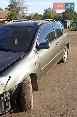 Хэтчбек Toyota Corolla 2003 в  фото 4 Хэтчбек Toyota Corolla 2003 в