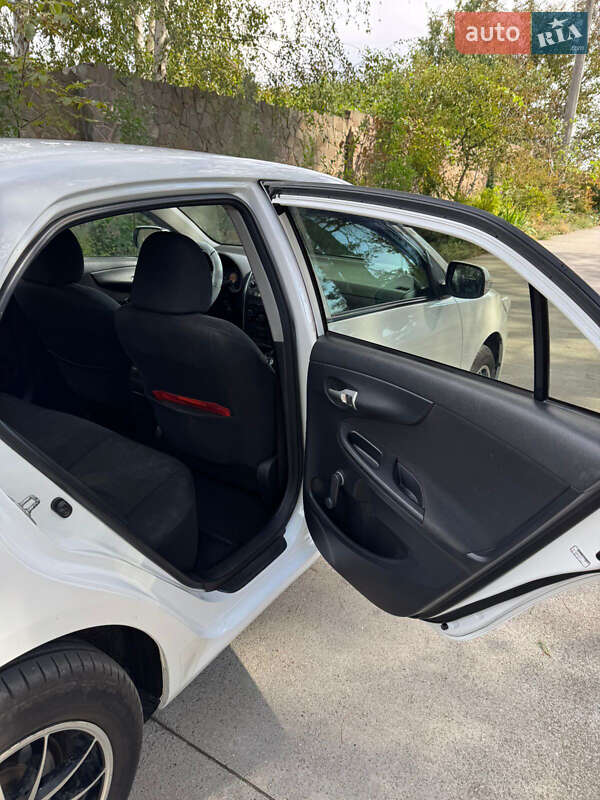 Седан Toyota Corolla 2010 в Миколаєві фото 18 Седан Toyota Corolla 2010 в Миколаєві