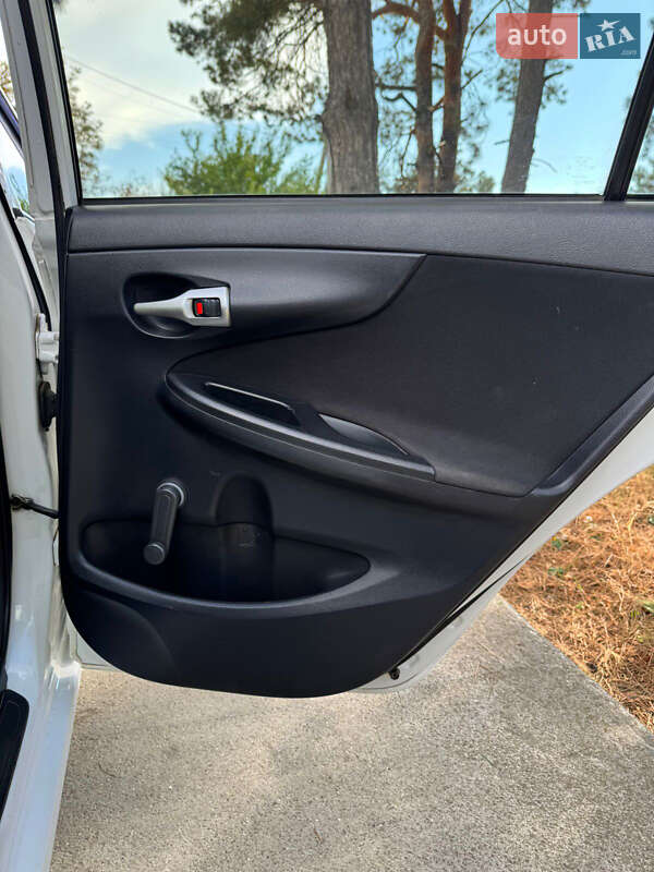 Седан Toyota Corolla 2010 в Миколаєві фото 19 Седан Toyota Corolla 2010 в Миколаєві