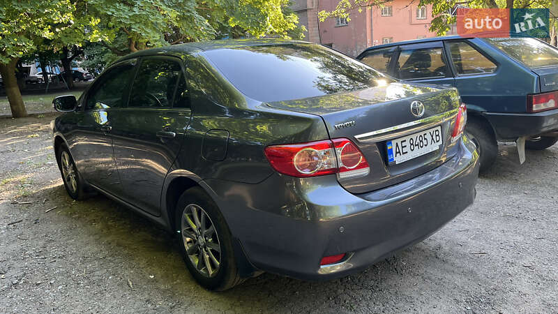 Седан Toyota Corolla 2012 в Краматорске