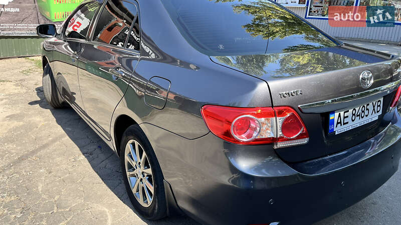 Седан Toyota Corolla 2012 в Краматорске