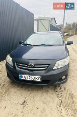 Седан Toyota Corolla 2008 в Киеве