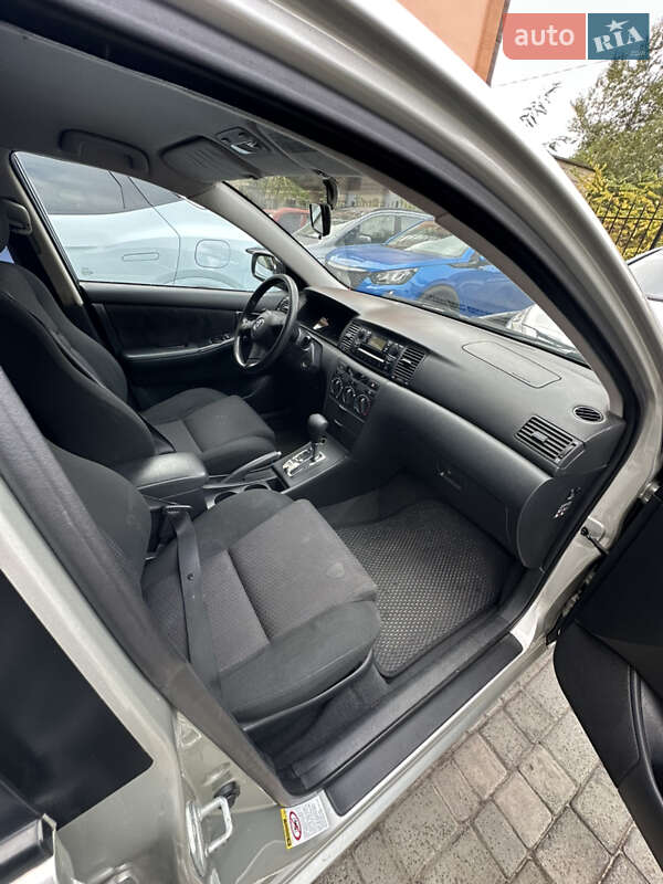 Хэтчбек Toyota Corolla 2006 в Черкассах фото 3 Хэтчбек Toyota Corolla 2006 в Черкассах