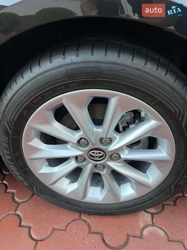 Седан Toyota Corolla 2019 в Броварах фото 23 Седан Toyota Corolla 2019 в Броварах