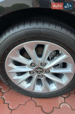 Седан Toyota Corolla 2019 в  фото 23 Седан Toyota Corolla 2019 в