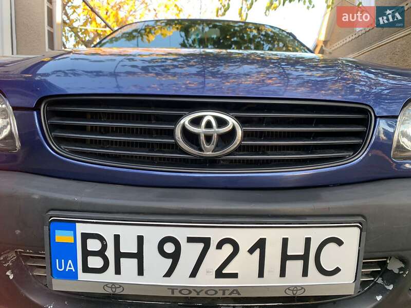 Седан Toyota Corolla 1998 в Белгороде-Днестровском
