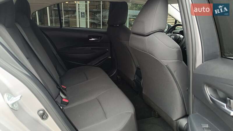 Седан Toyota Corolla 2021 в Киеве