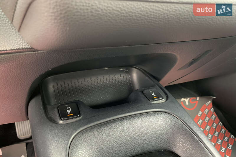 Седан Toyota Corolla 2020 в Киеве фото 35 Седан Toyota Corolla 2020 в Киеве