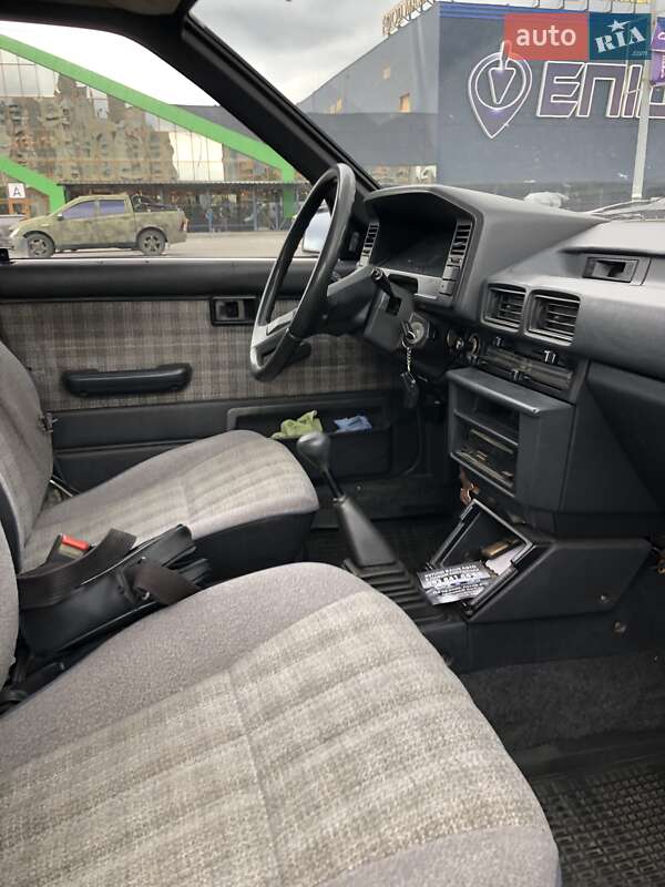 Хэтчбек Toyota Corolla 1986 в Киеве