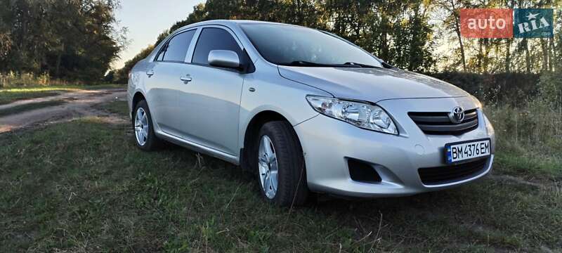 Седан Toyota Corolla 2009 в Шостке