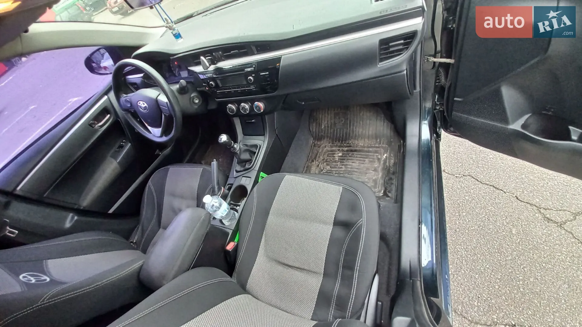 2013 Toyota Corolla - мініатюра 2