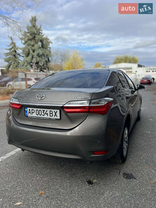Седан Toyota Corolla 2017 в Каменец-Подольском фото 6 Седан Toyota Corolla 2017 в Каменец-Подольском