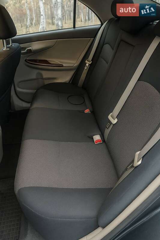 Седан Toyota Corolla 2010 в Киеве фото 9 Седан Toyota Corolla 2010 в Киеве
