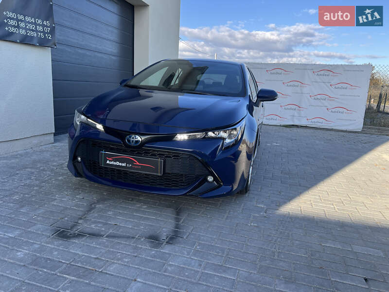 Хэтчбек Toyota Corolla 2019 в Львове