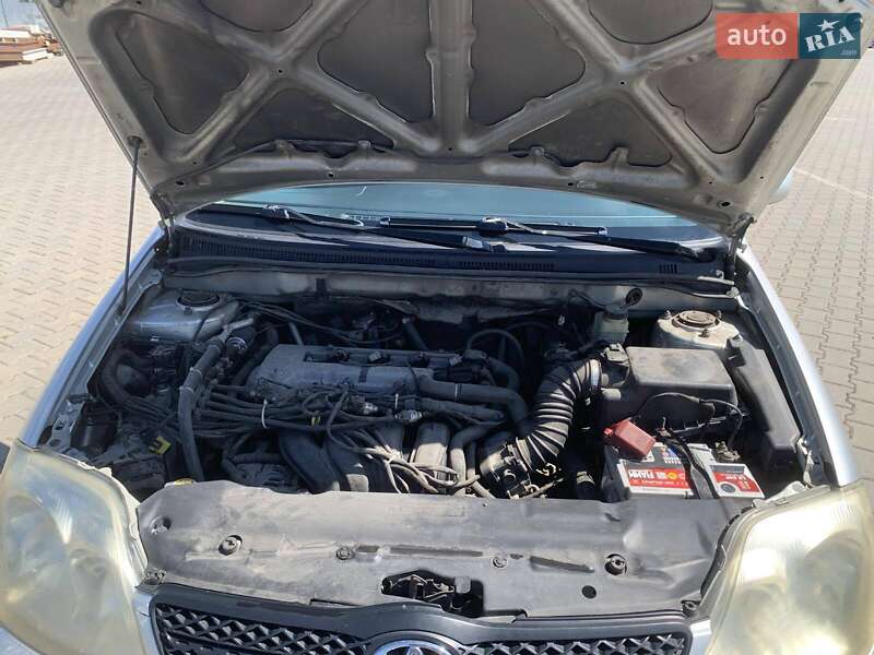 Седан Toyota Corolla 2006 в Одессе