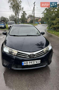 Седан Toyota Corolla 2013 в Виннице