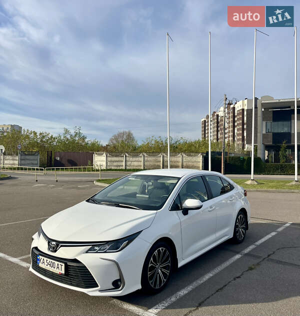 Седан Toyota Corolla 2019 в Киеве фото 8 Седан Toyota Corolla 2019 в Киеве