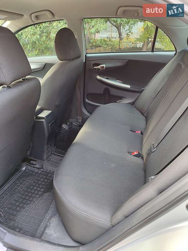 Седан Toyota Corolla 2008 в Днепре фото 12 Седан Toyota Corolla 2008 в Днепре