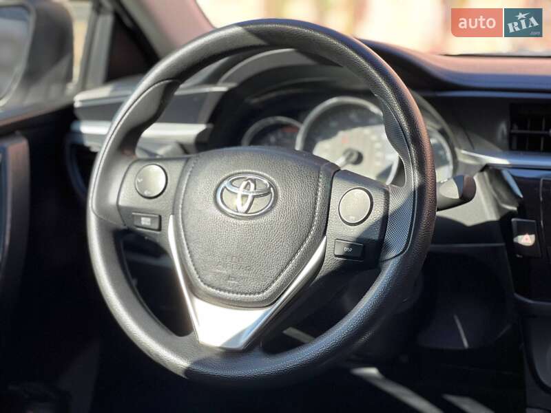 Седан Toyota Corolla 2015 в Одессе фото 20 Седан Toyota Corolla 2015 в Одессе