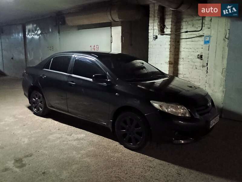 Седан Toyota Corolla 2009 в Киеве