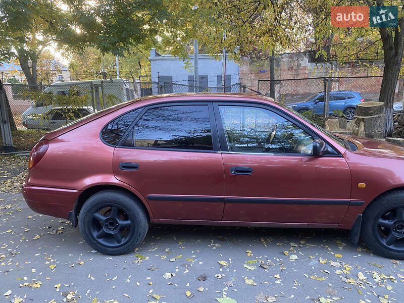 Хэтчбек Toyota Corolla 1998 в Одессе фото 3 Хэтчбек Toyota Corolla 1998 в Одессе