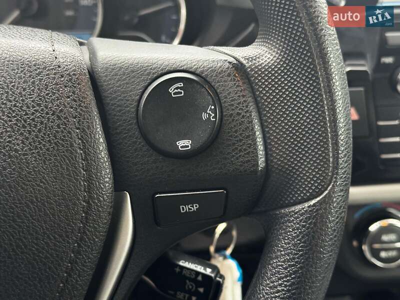 Седан Toyota Corolla 2016 в Харькове