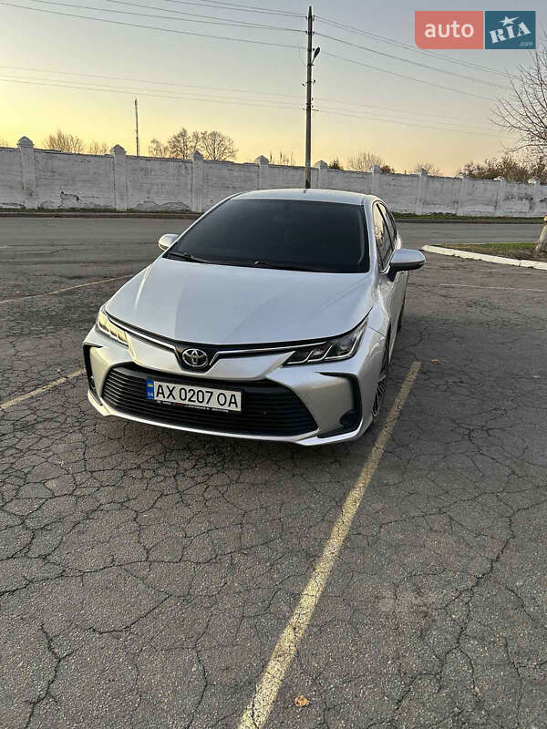 Седан Toyota Corolla 2019 в Лозовой фото 2 Седан Toyota Corolla 2019 в Лозовой
